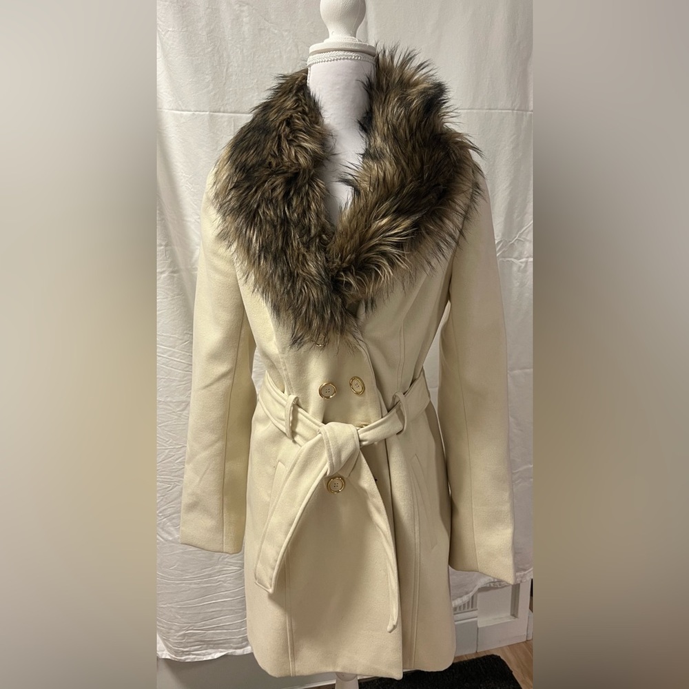 Guess Cream Pea Coat with removable Fur Collar - size medium